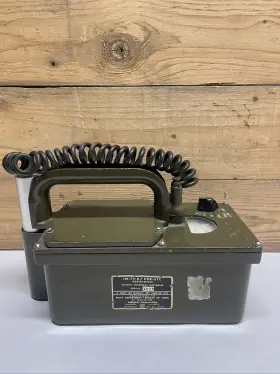 Admiral Corp. Im-74a/pdr-27c Radiation Radiacmeter Detector