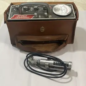 Detectron D29955702 Nucliometer Model Dr-299 Geiger Mueller Survey Meter 1955 Hollywood Ca