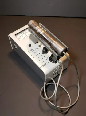 Elscint Gsm-1 Rare Vintage Working Geiger Counter Radiation Meter Detector Rads