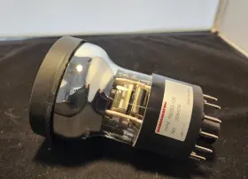 Hamamatsu R6233-100 Photomultiplier Tube