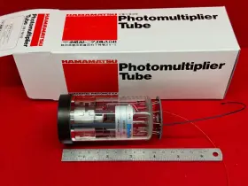 Hamamatsu R9779-15m R9779 2 Inch Pmt Photomultiplier Scintillator Detector 15m Voltage Divider