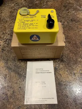 Jordan 02455 Vintage 750 Civil Defense Dosimeter Charger With Original Box And Instruction