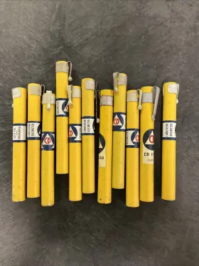 Landsverk Cdv740 Lot Of 13 Civil Defense Radiological Pocket Dosimeter Cd V-740