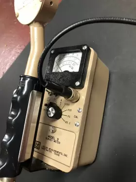 Ludlum Model-3 Model 3 Geiger Counter With 44-9 Probe - Tested Working