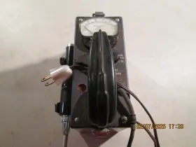 Rca Wf-12 Vintage Wf 12 Gieger Counter Untested