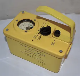 Victoreen Cvd-710 Instrument Co. Model #3 Item Cdv-710 Civil Defense Collectable Nice