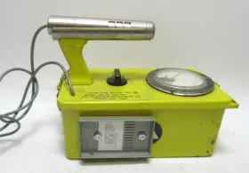 Victoreen V-700m Geiger Counter Cdv-700m#6a Radiological Survey Meter